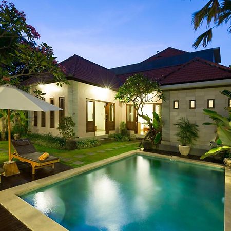 Kubal Villa And Living Seminyak Canggu Eksteriør bilde