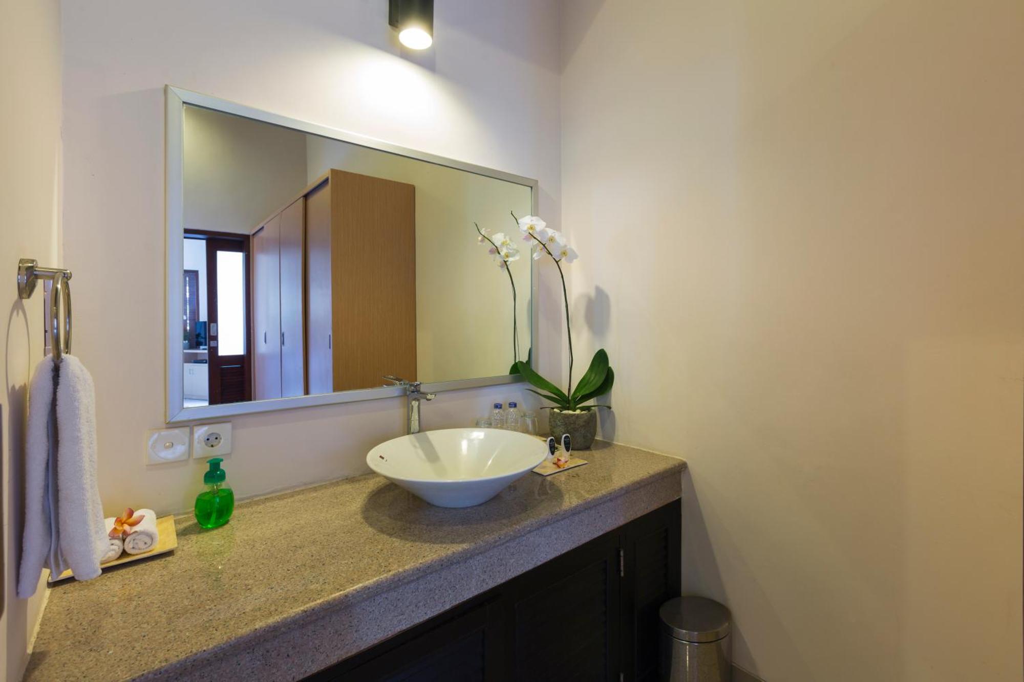 Kubal Villa And Living Seminyak Canggu Eksteriør bilde